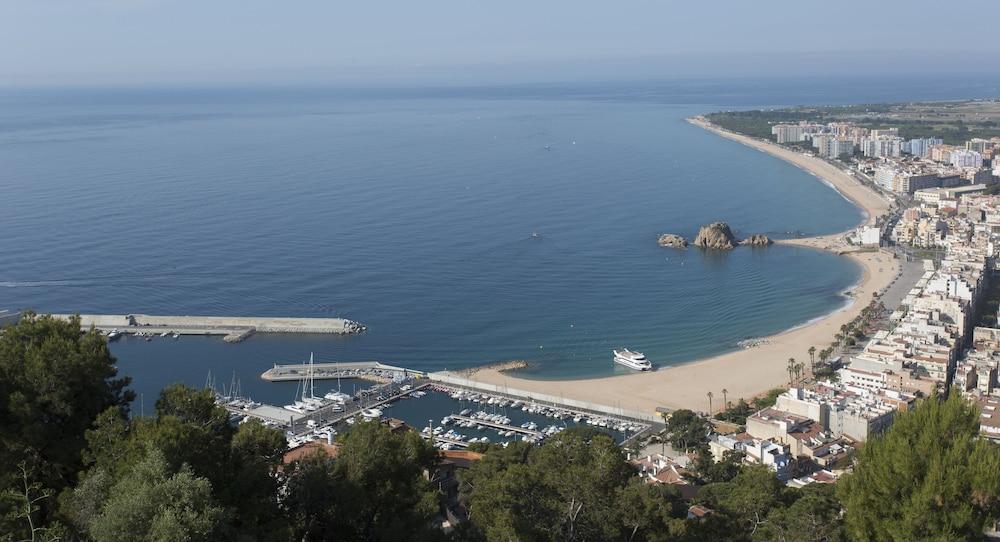 Pierre & Vacances Blanes Playa Exterior photo